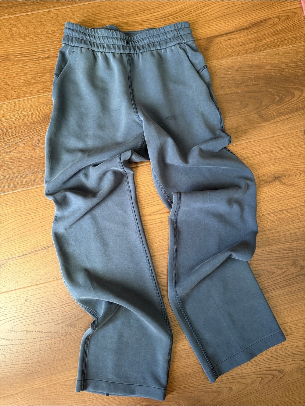 Lululemon Nulu Navy Elastic-Waist Sweatpants